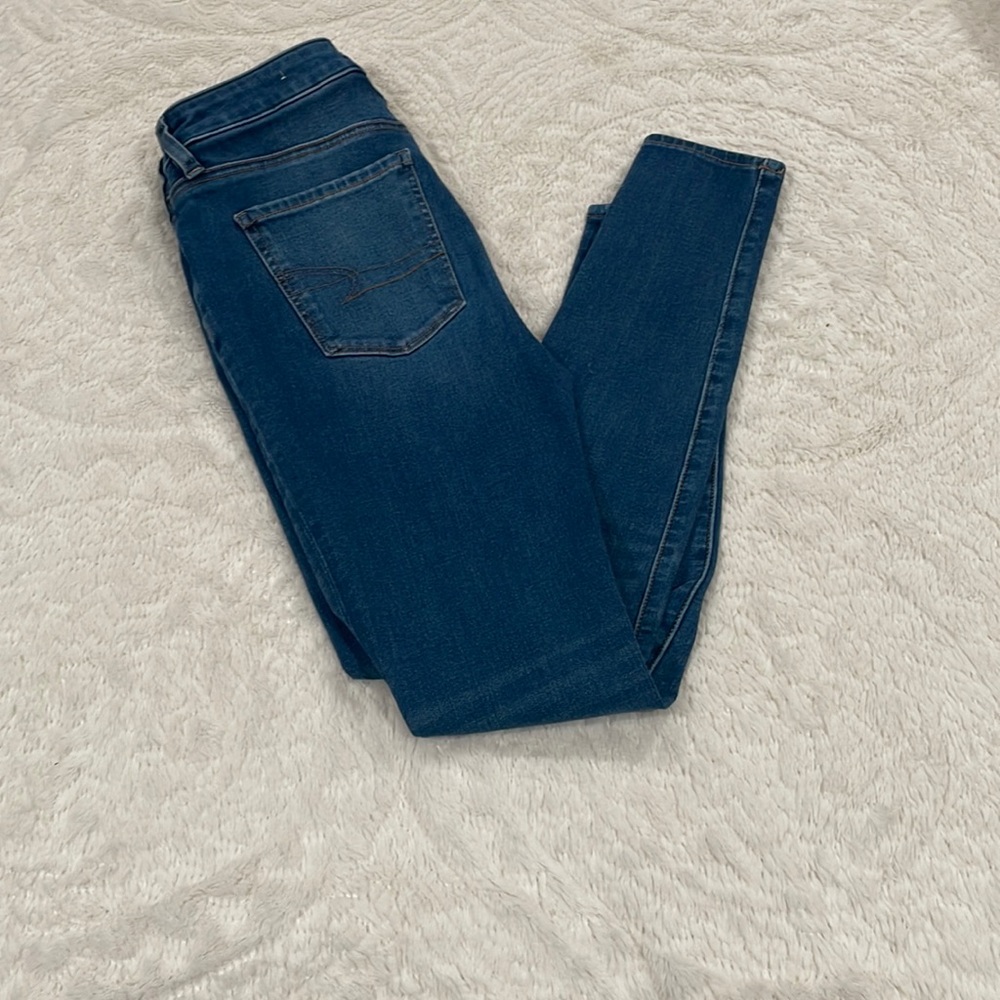 Womens American eagle jeans size 4
